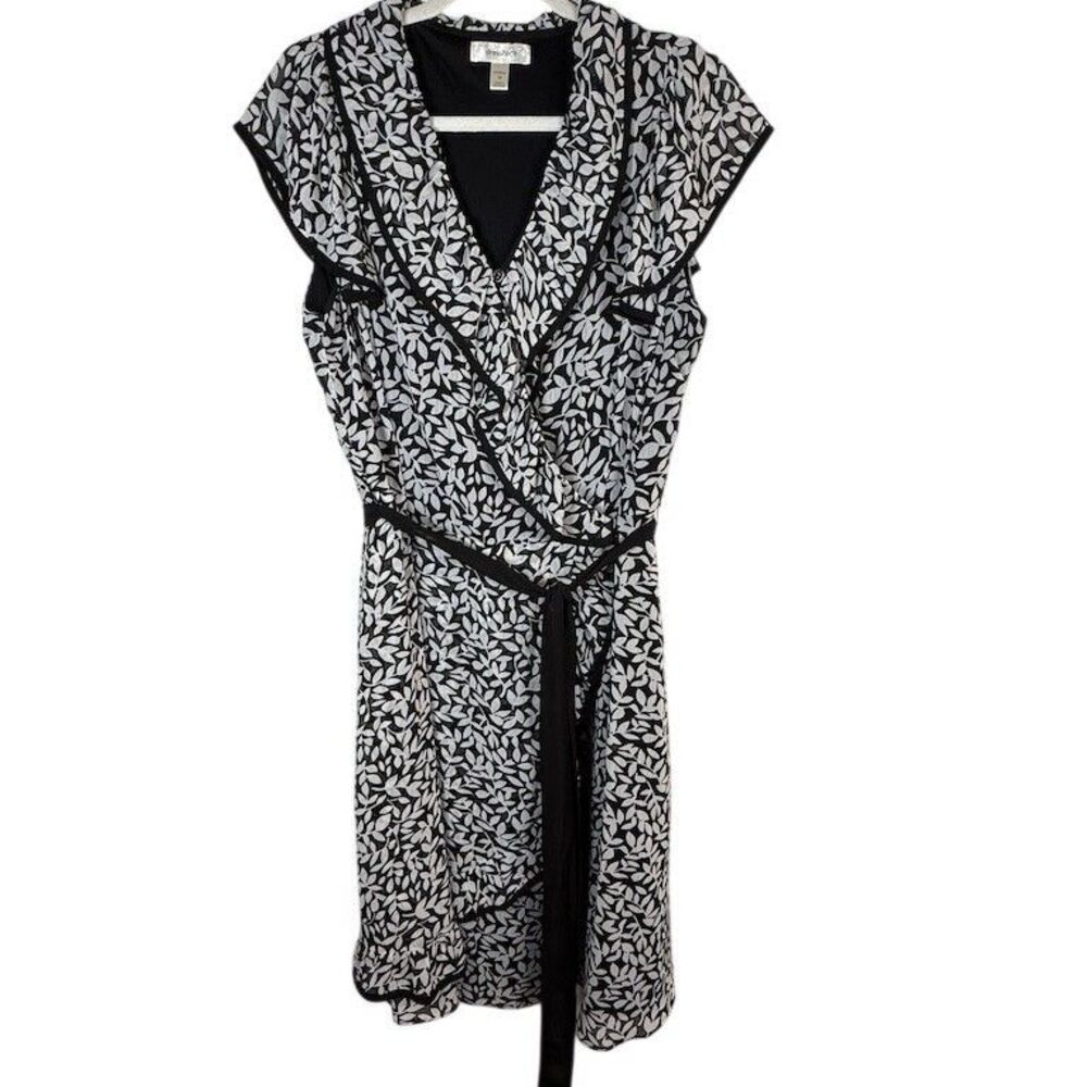 Dressbarn Dress Womens Size 16 Black & White Leaf Print Faux-Wrap Midi